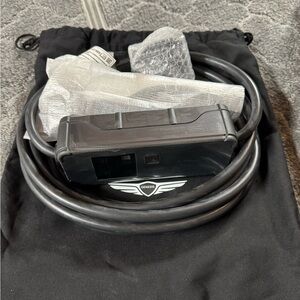 Genesis Black Car Audio Video GPS Changer